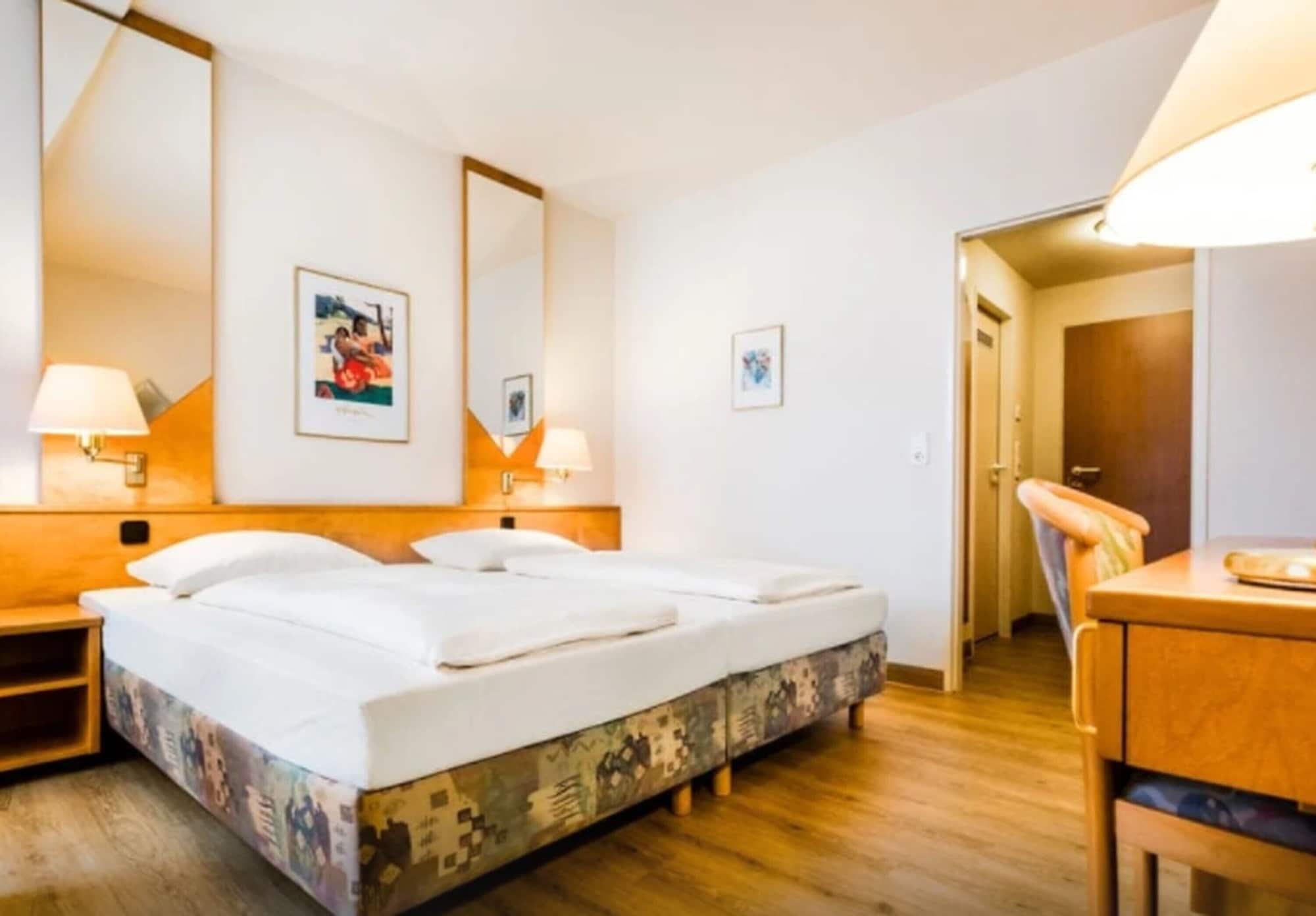Taste Hotel Dresden-Ehemals Residenz Alt Дрезден Екстериор снимка