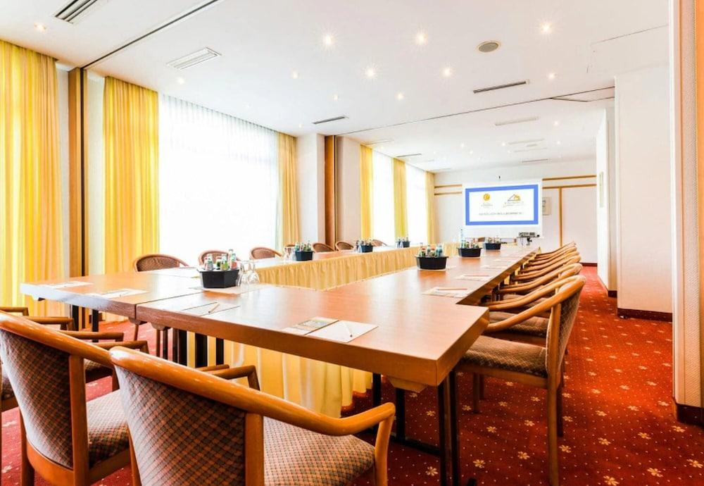 Taste Hotel Dresden-Ehemals Residenz Alt Дрезден Екстериор снимка