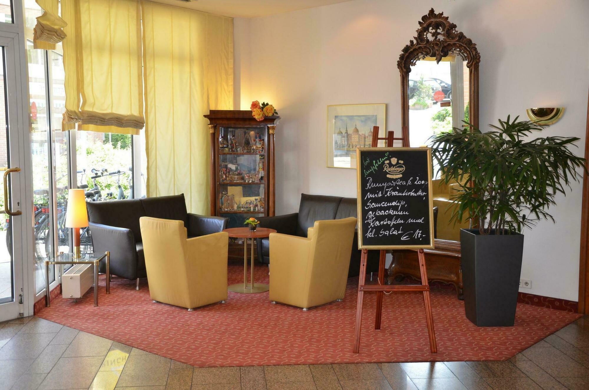 Taste Hotel Dresden-Ehemals Residenz Alt Дрезден Екстериор снимка